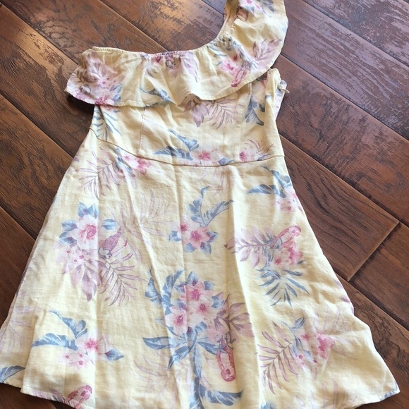 - NWT Hollister Dress - Size Medium - Picture 7 of 7
